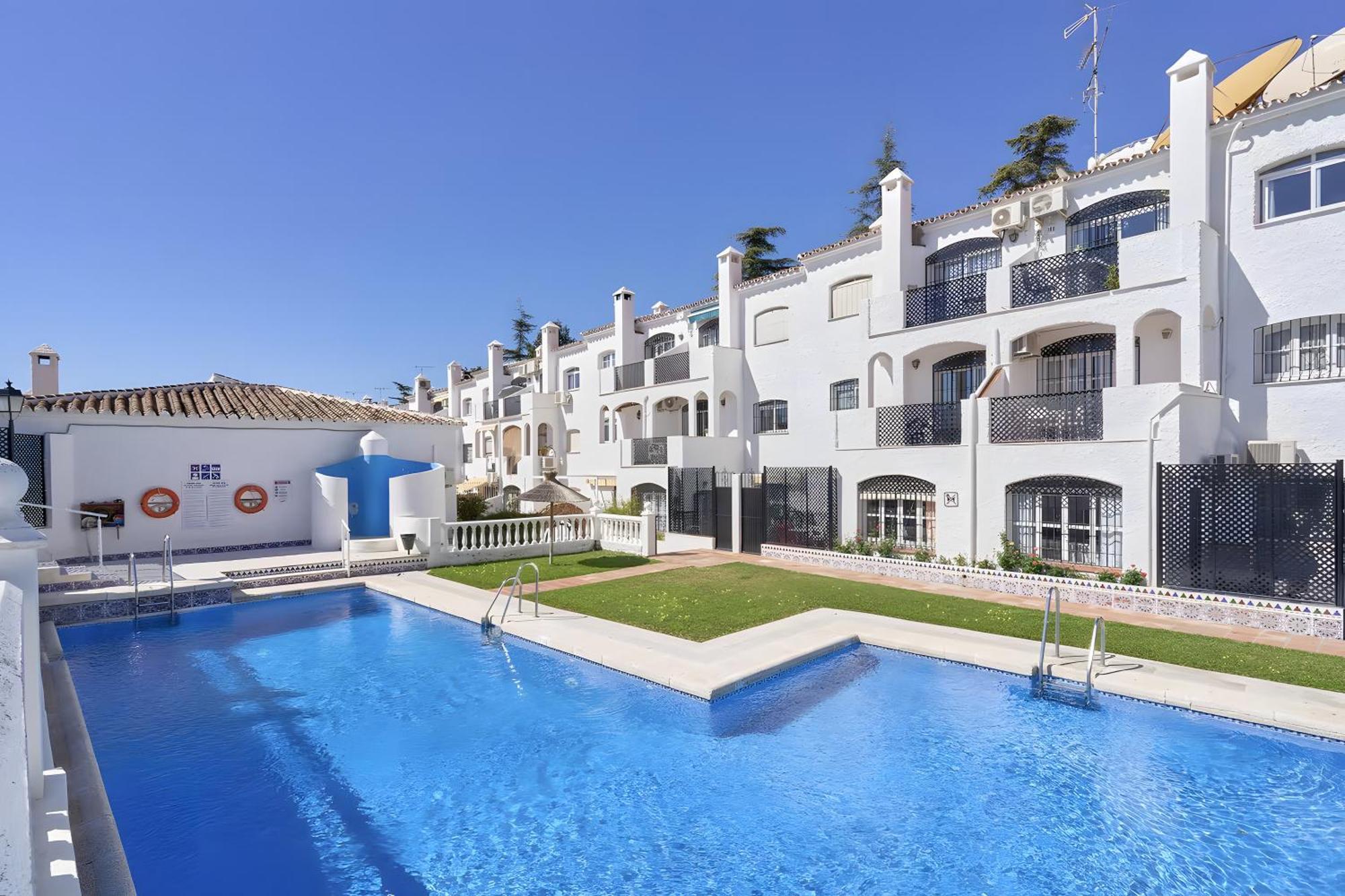 Casa Lena Town House With Pool Villa Nerja Dış mekan fotoğraf